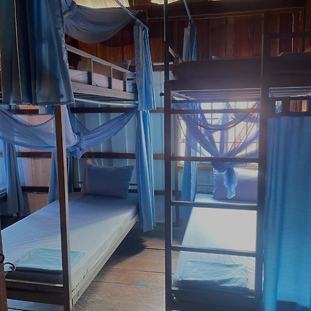 The Hornbill Hostel 코롱 산로엠 외부 사진