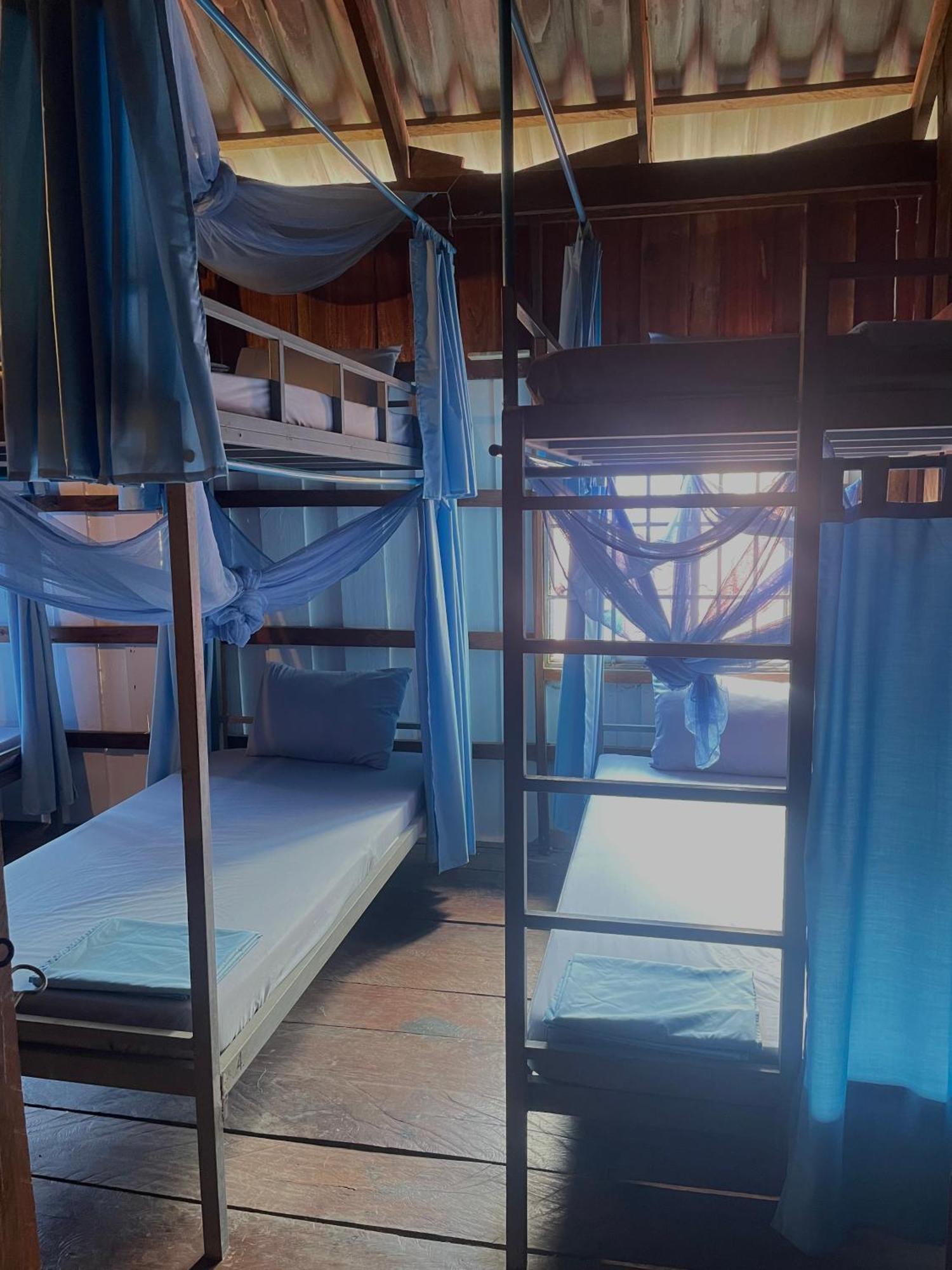 The Hornbill Hostel 코롱 산로엠 외부 사진