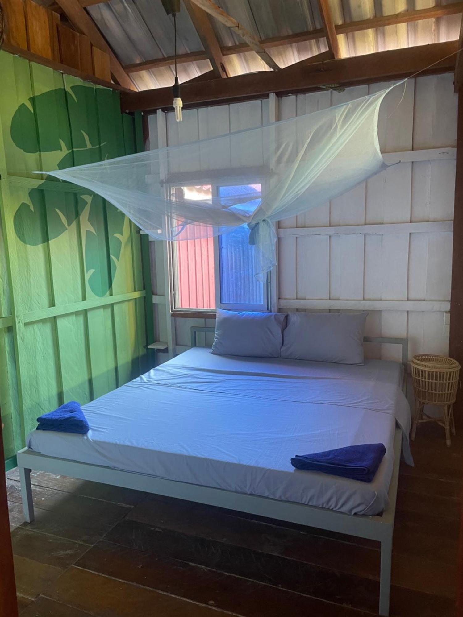 The Hornbill Hostel 코롱 산로엠 외부 사진