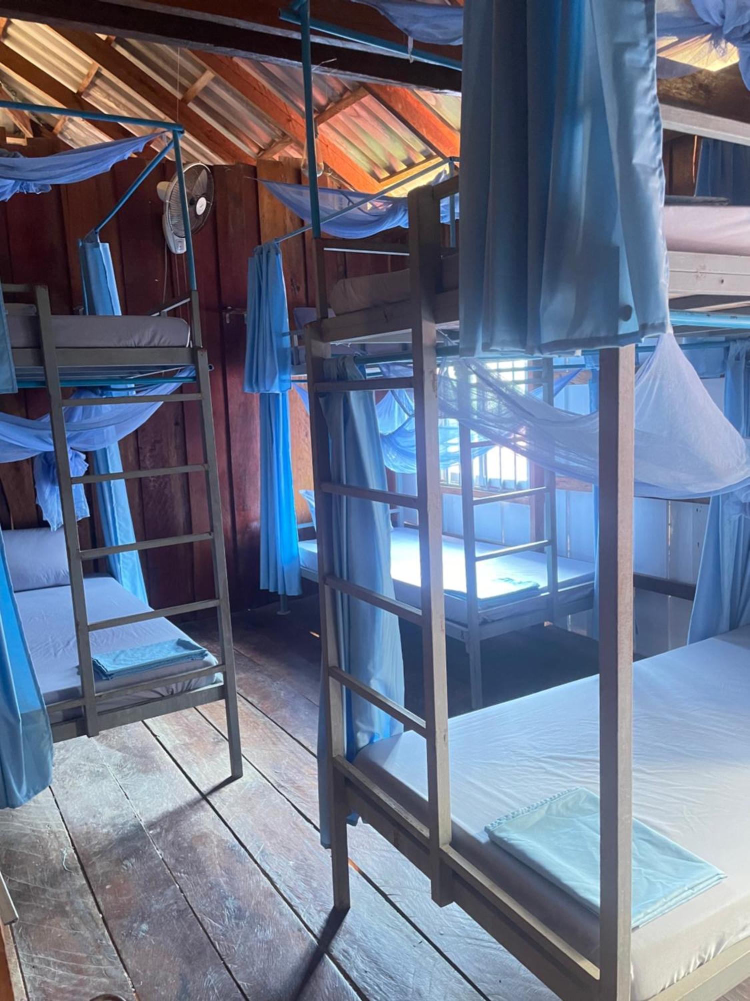 The Hornbill Hostel 코롱 산로엠 외부 사진